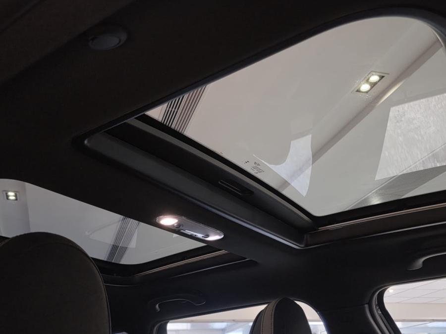 JCW CLUBMAN ALL4 - Image 8